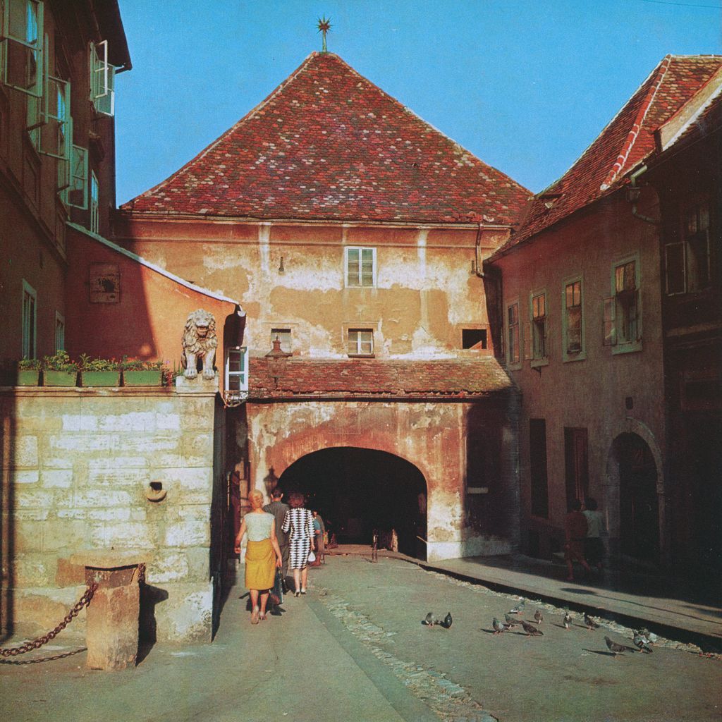 Kamenita vrata, oko 1967. godine